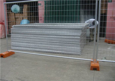 鍍鋅護(hù)欄 (4) 鍍鋅護(hù)欄 (4)